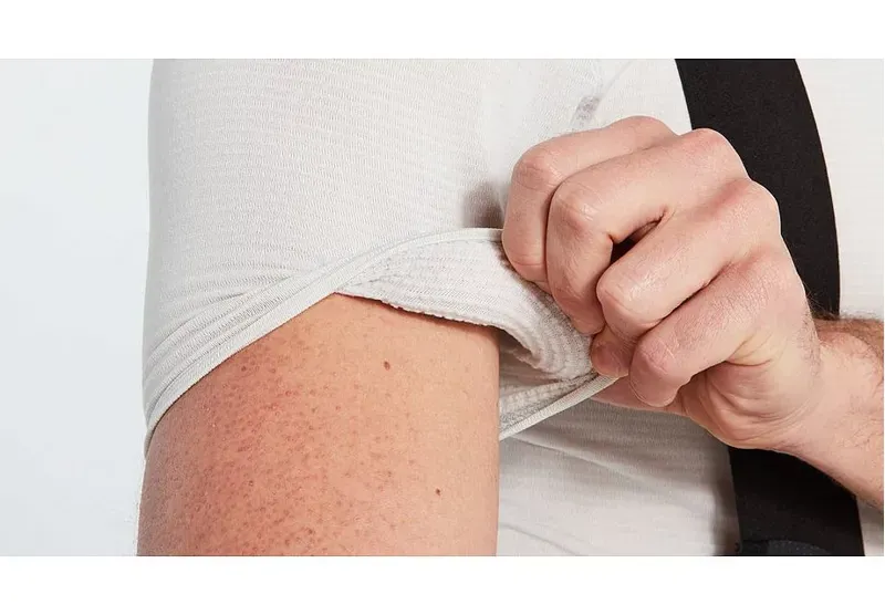 Specialized Trail Powergrid Baselayer Jersey SS in Dove/Grey-4