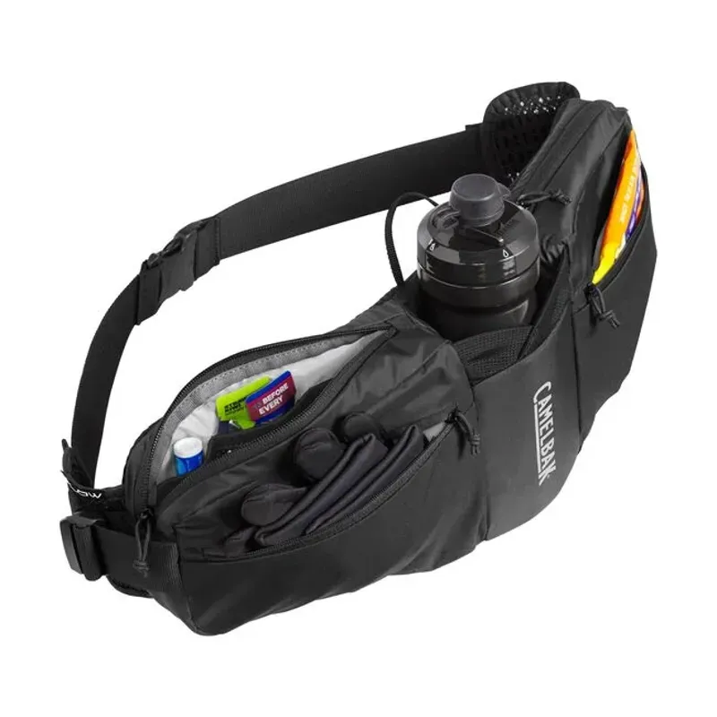 CamelBak Podium Flow 4 Hydration Belt 21oz, Golden/Black CamelBak Podium Flow 4 - Hip pack with a 4 l volume and water