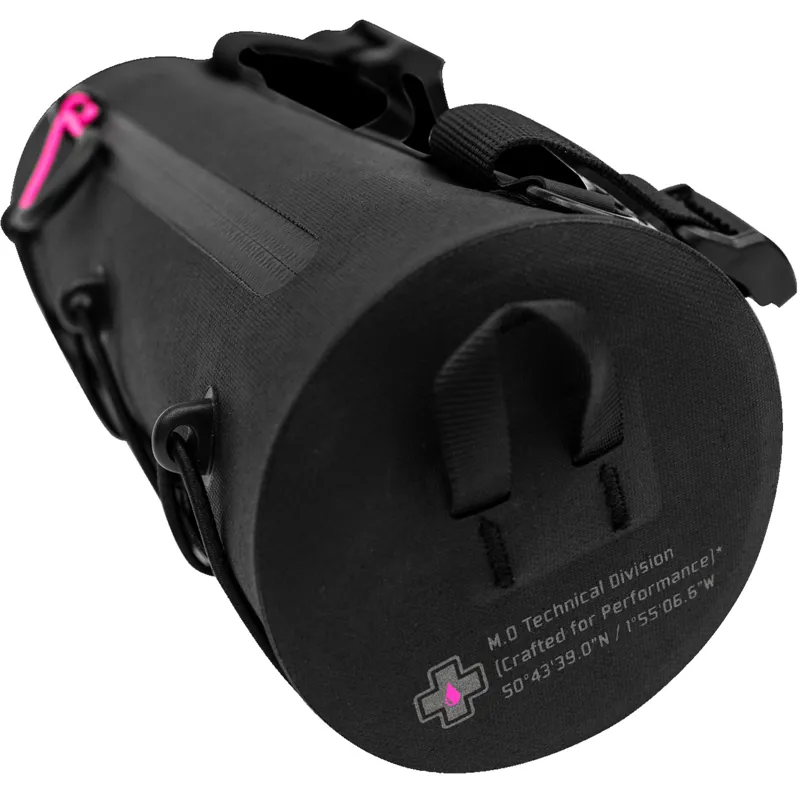 Muc-Off Explorer Bar Bag 2.4L in Black-3