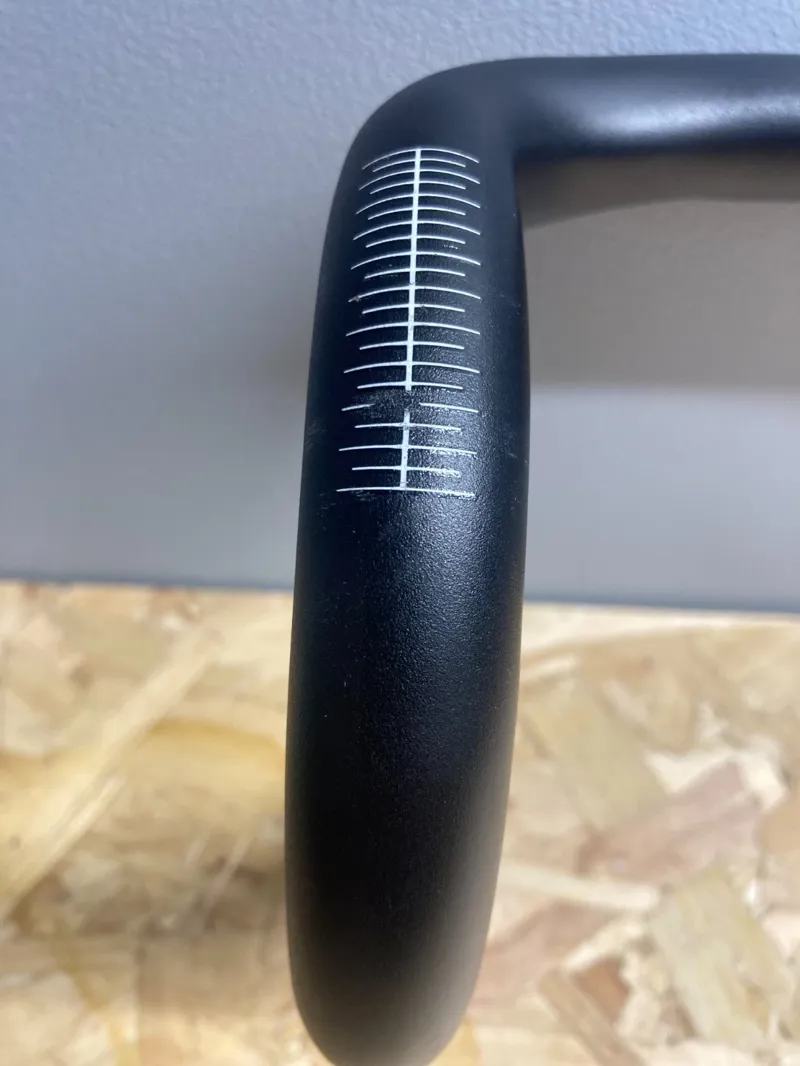 Ex Display 3T Tornova Pro Aluminium Road Handlebar - 44cm in Black-2