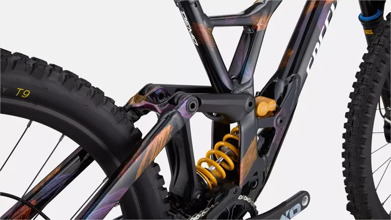 Specialized Demo Race Downhill Bike in Gloss Obsidian/Brushed/Chameleon Supernova-4