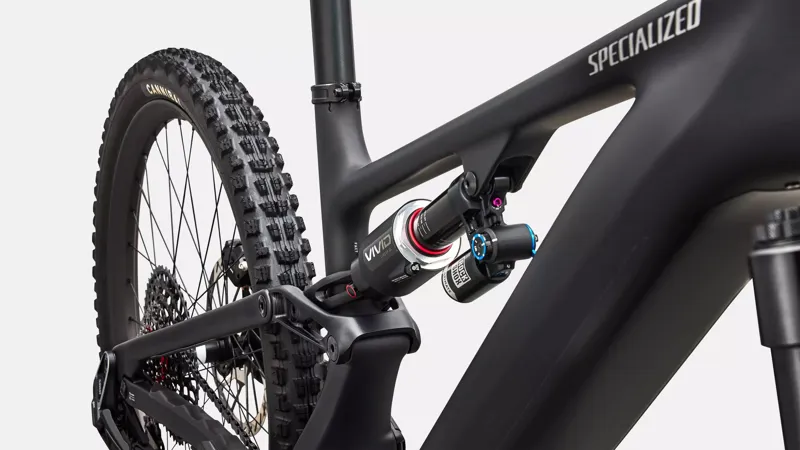 Specialized Levo 4 EVO Pro in Carbon/Dolomite-4