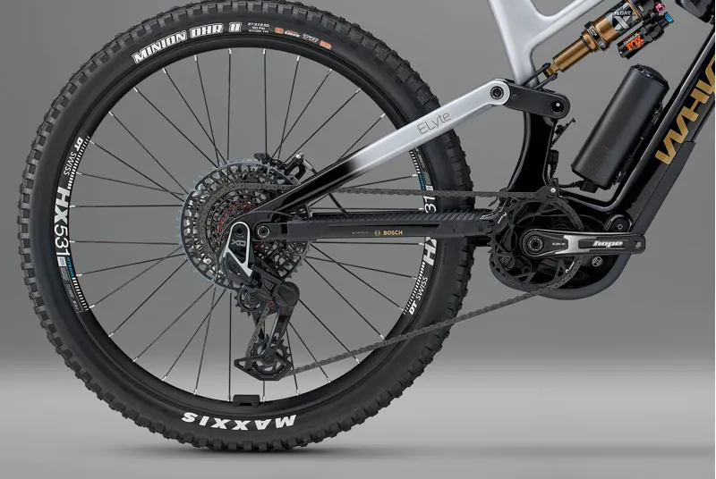 Whyte ELyte Evo Stag Works E-MTB Stealth in Black and Silver-2