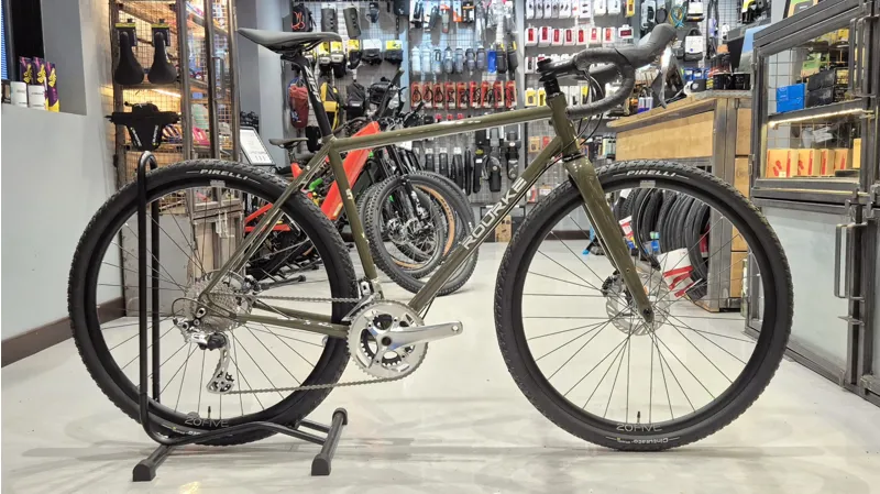 Rourke 853 Gravel Bike 56cm Graveller Hope x Zipp in Olive