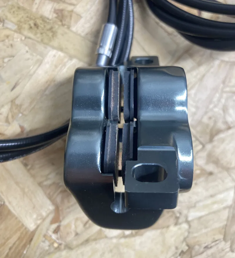 Magura MT7 4 Pot Disc Brakeset inc 203mm MDR-C Rotors in Black/Grey-3