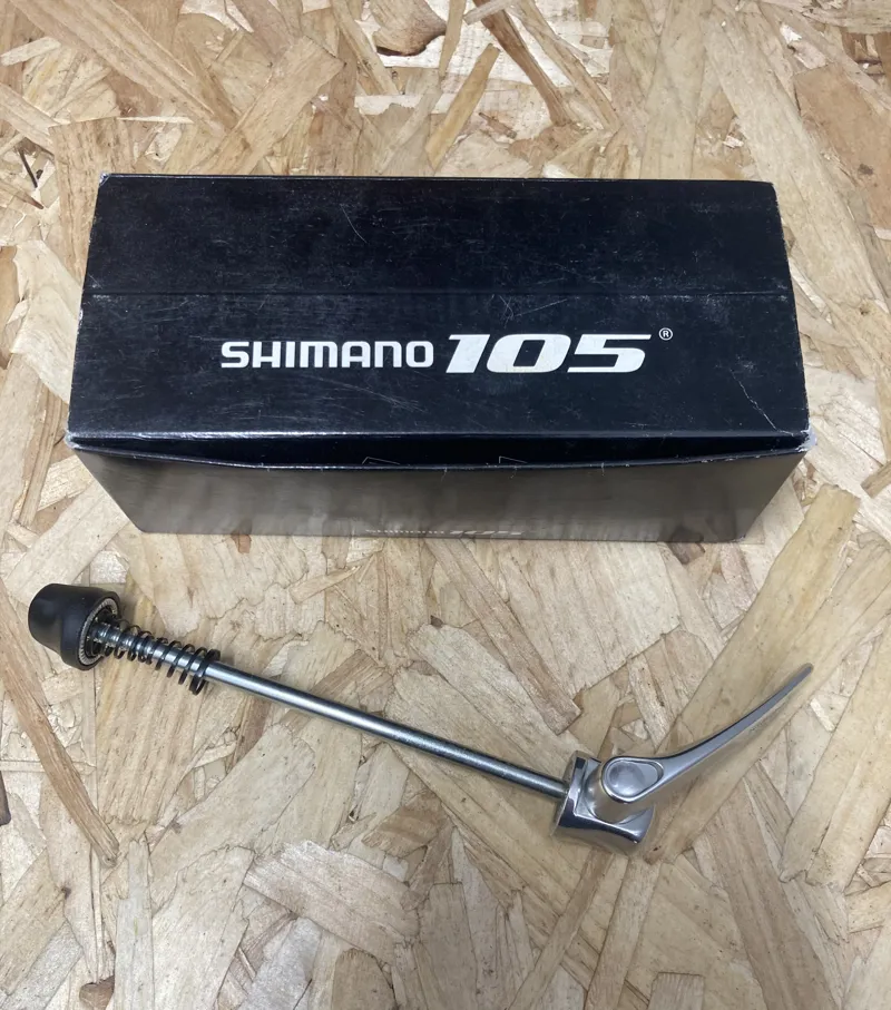 Shimano 105 HB-5501 32H Hub Q.R Retro NOS in Silver-2