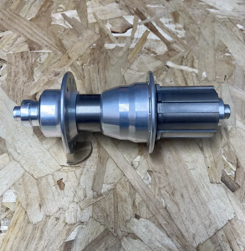 Hope Technology Ti Glide Rear Hub 130 mm Campag 24H Retro in Silver-1