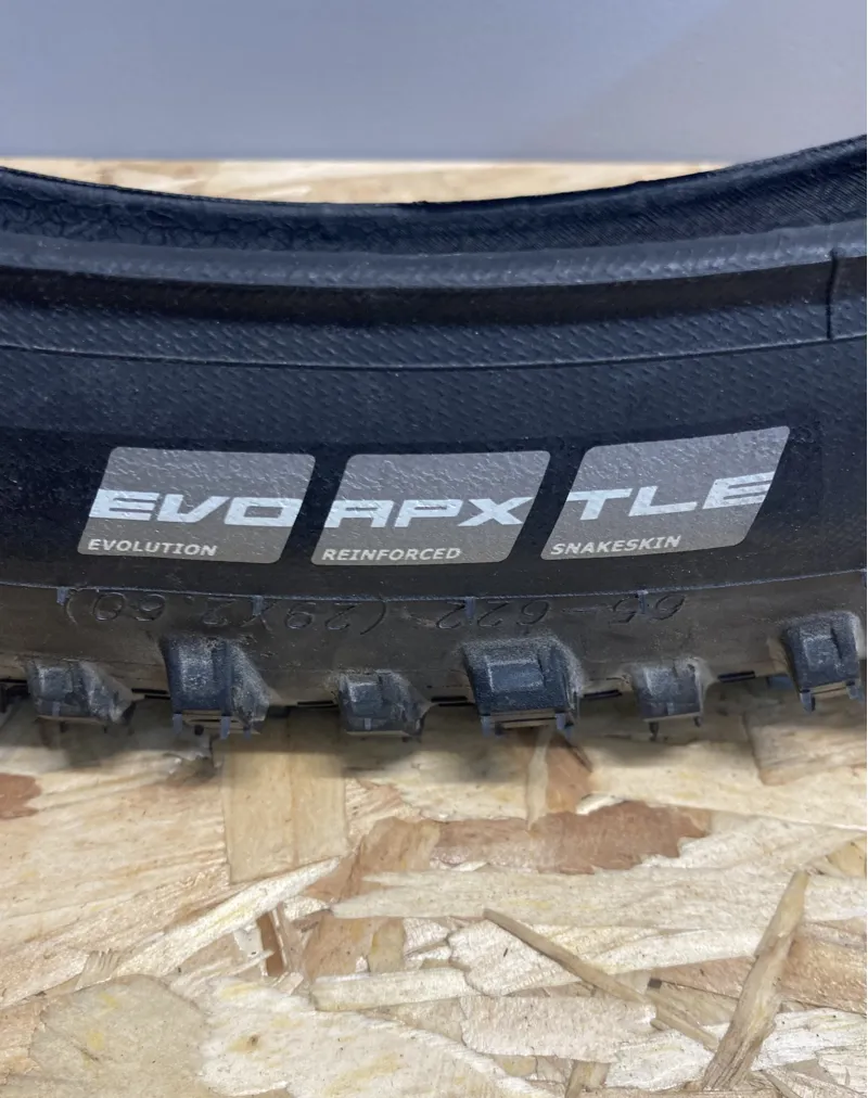 Schwalbe Nobby Nic 29 x 2.6 Evolution APX TLE ADDIX Tyre NOS in Black-2