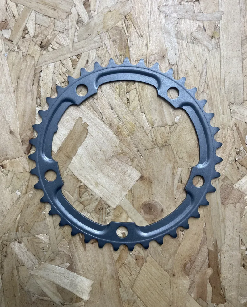 Shimano Ultegra FC-6700 39T Chainring for 2x10 in Grey-2