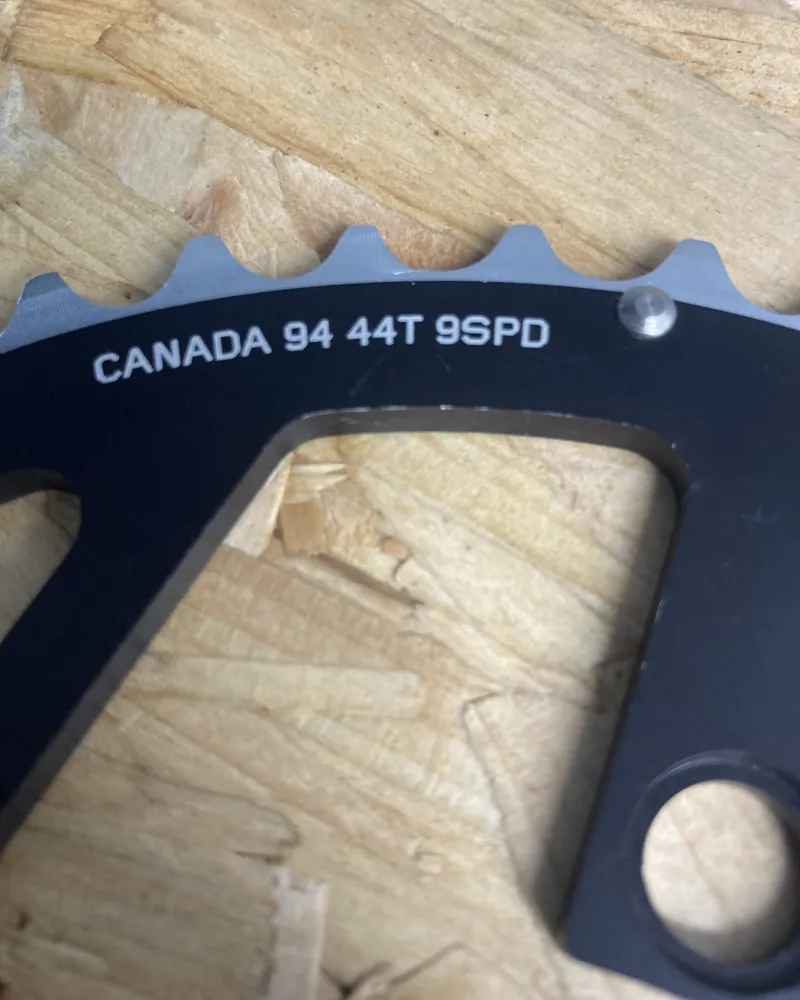 Race Face 44T Outer Chainring 94BCD 9 Spd 5 Arm NOS in Black-2