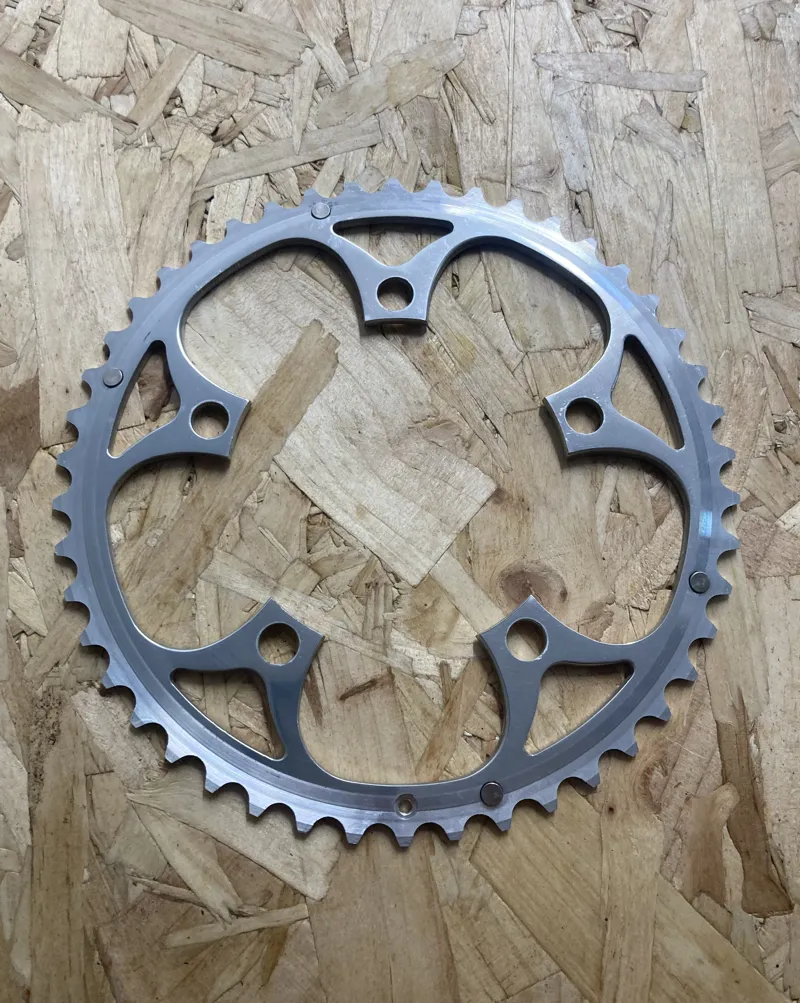 Specialities TA Zephyr Outer Chainring 46T 110 BCD 5 Arm Retro in Silver-1