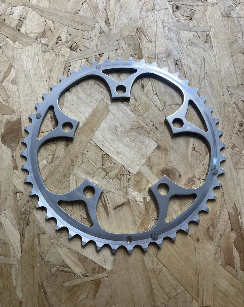 Specialities TA Zephyr Outer Chainring 46T 110 BCD 5 Arm Retro in Silver-3