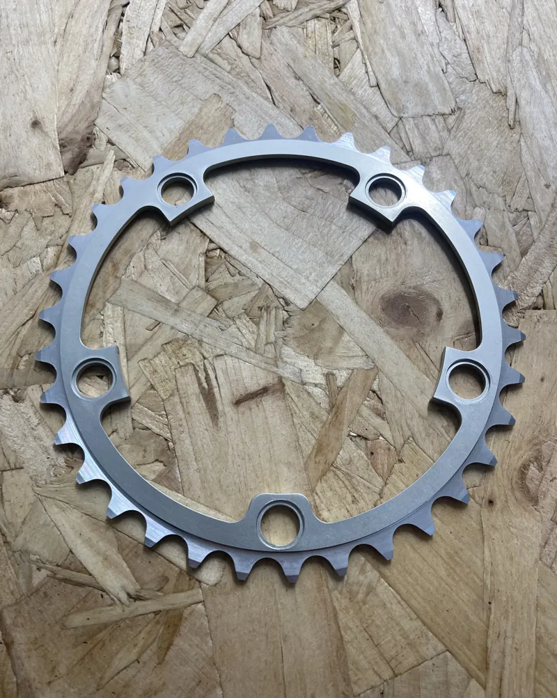 Specialities TA Nerius Chainring 34T 110 BCD Campy 5 Arm 10 spd Retro in Silver-2
