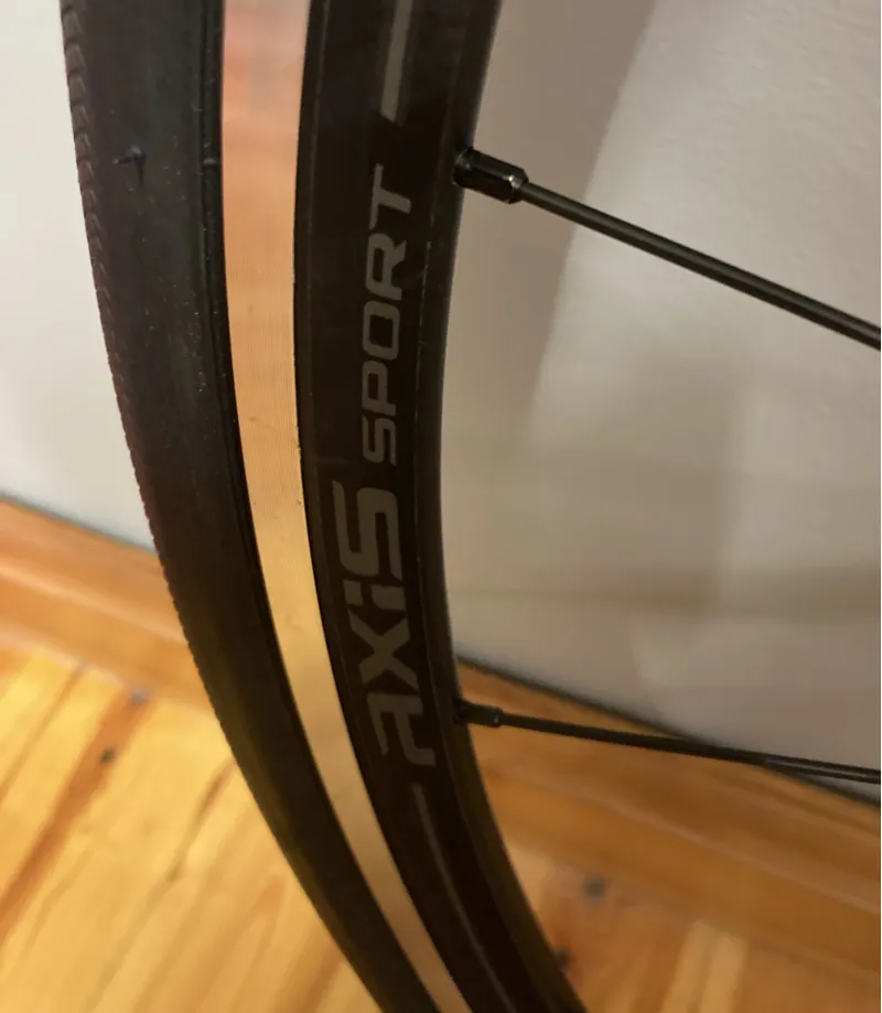 Specialized Allez Axis Sport Front Wheel inc 700 x 25C Espoir Sport Tyre and Skewer in Black-2