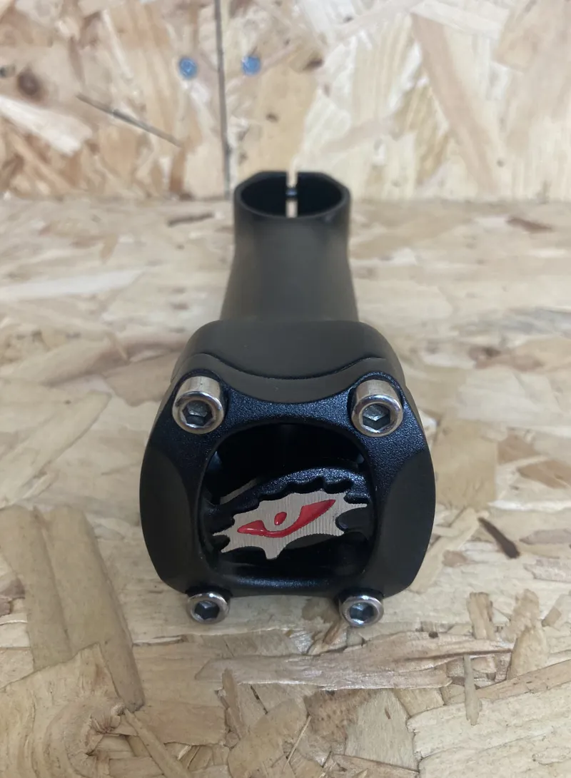 Race Face Deus XC Stem 31.8/100mm 6 Degree Rise in Black-1