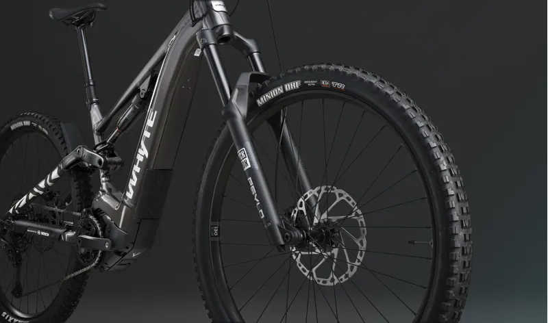 Whyte Kado S in Dark Silver-5