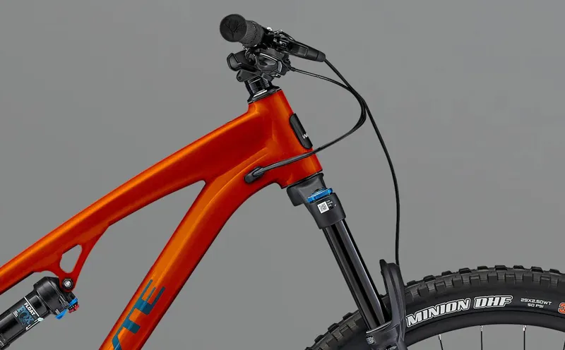 Whyte T-140 RS Mountain Bike in Tiger Orange-2