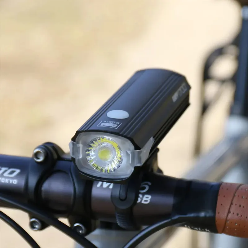 Cateye Ampp 1700 Front Bike Light in Black-3