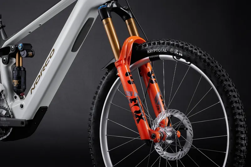 Norco Range VLT CX C1 EBike in White/Raw White-7