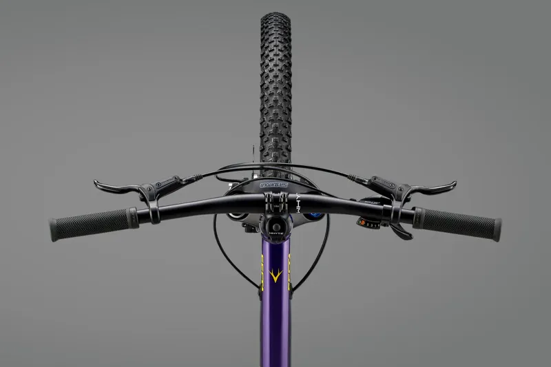 Whyte Bikes Secta 26 Youth Mountain Bike in Gloss Purple/Yellow-5
