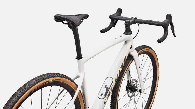 Specialized Diverge 4 Pro SRAM Force XPLR Gravel Bike in Dune White-3