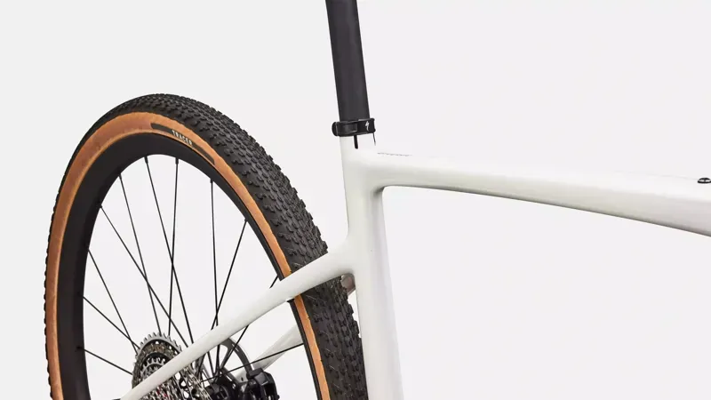 Specialized Diverge 4 Pro SRAM Force XPLR Gravel Bike in Dune White-5